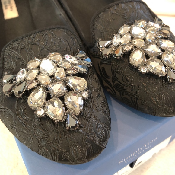 Black Lace and Rhinestone Flat NEW! - Picture 1 of 5